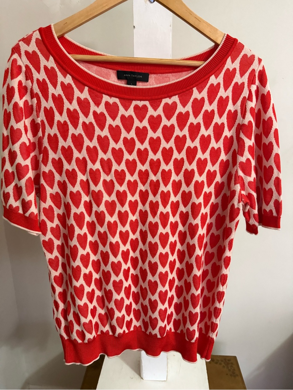 Ann Taylor Sweater - Picture 2 of 8